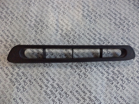 GRIGLIA LATERALE SX CRUSCOTTO 1302 1971-1977